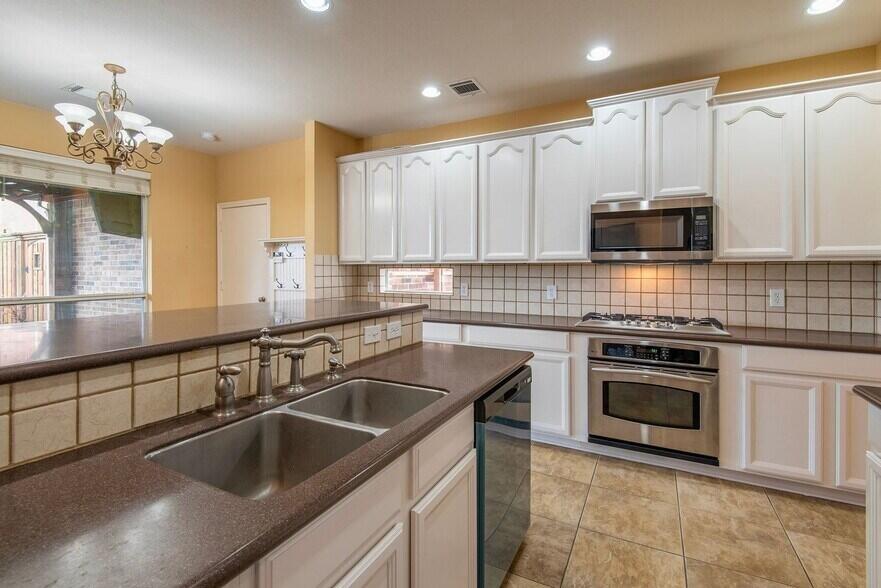 2056 Barret Drive Property Photo 9