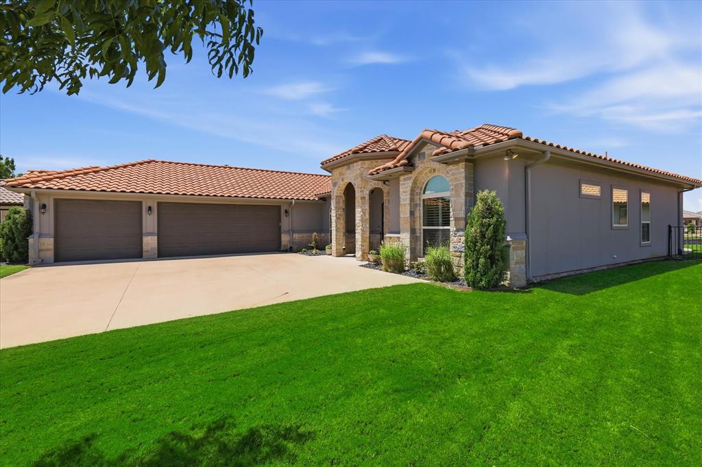 1616 Malibu Bay Court Property Photo 3