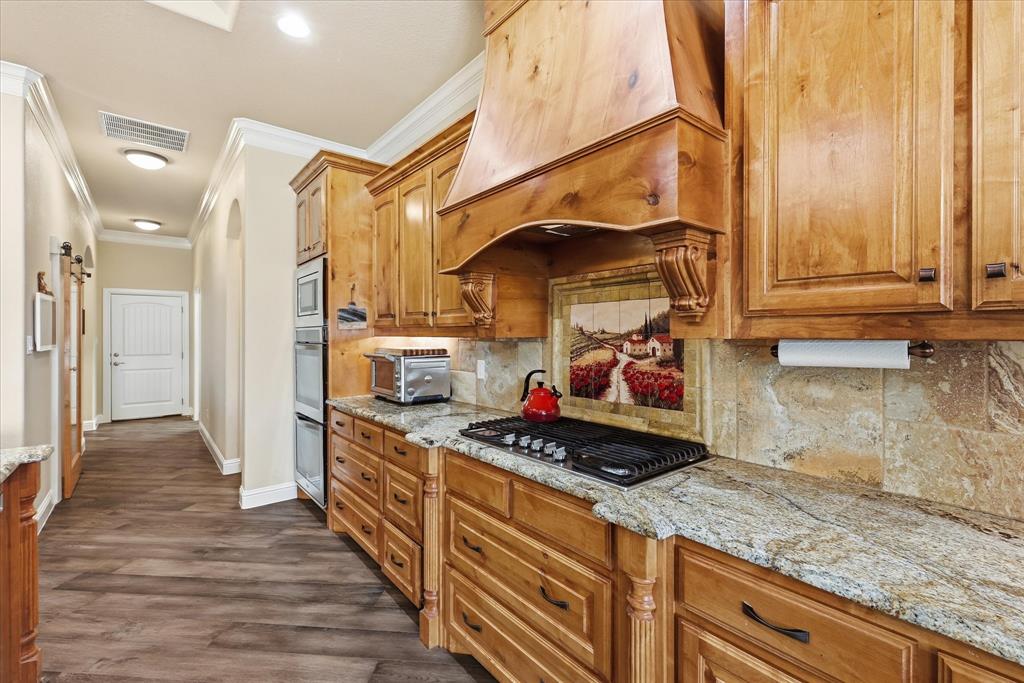 1616 Malibu Bay Court Property Photo 12
