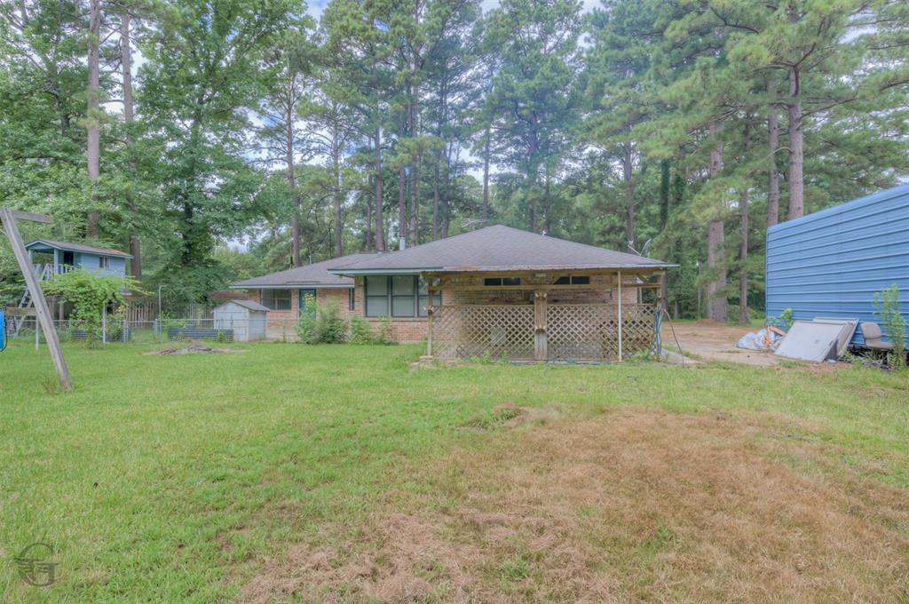 220 E Cloverleaf Drive Property Photo 27