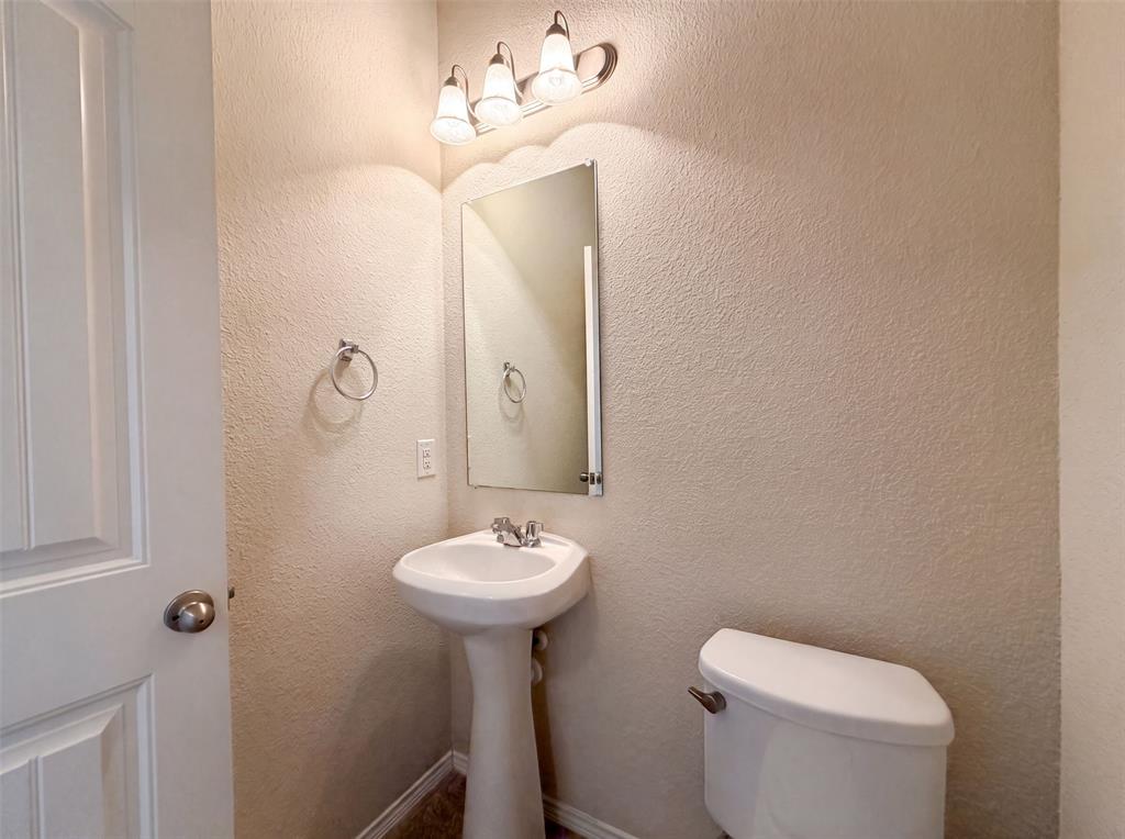 9201 Benevolent Court Property Photo 13