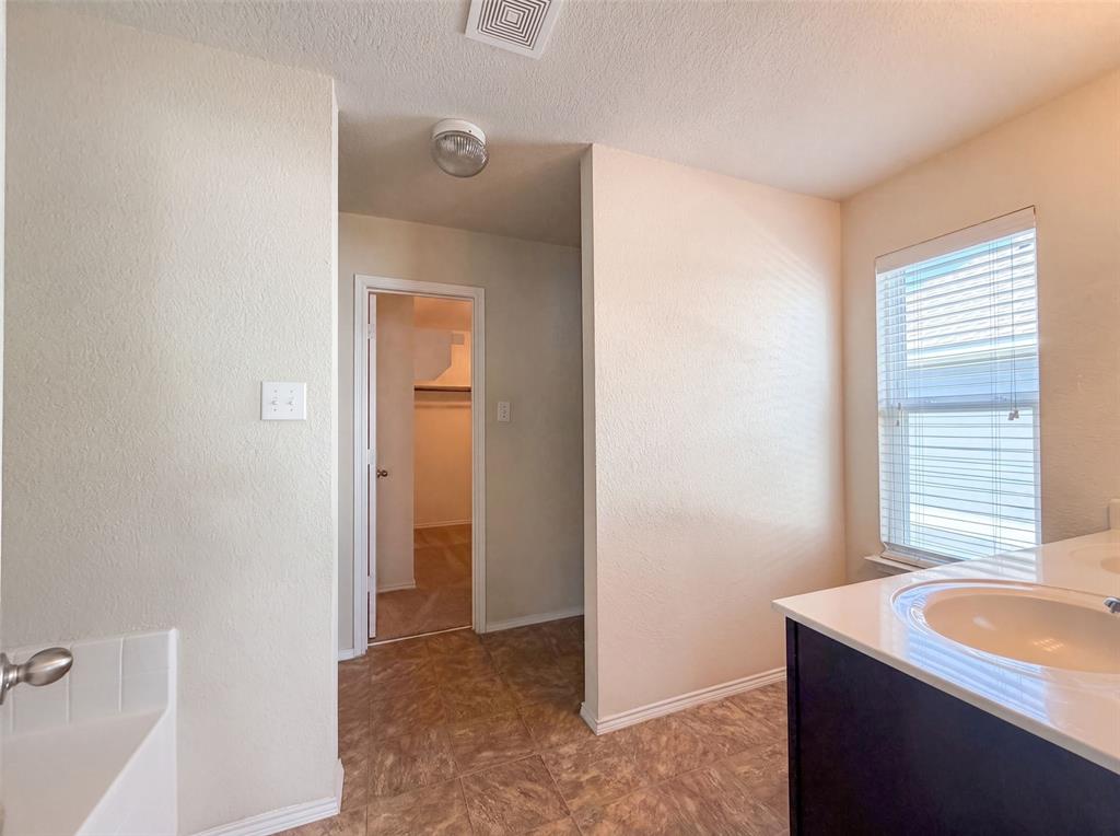9201 Benevolent Court Property Photo 15