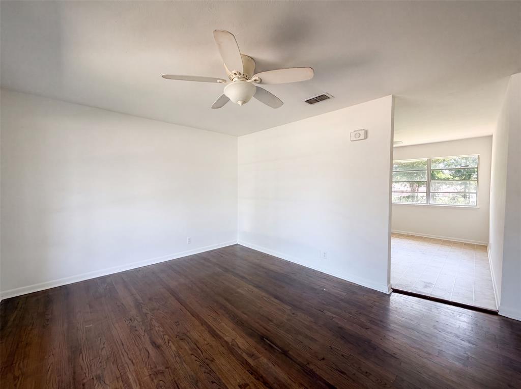 1213 S Ridgeway Drive Property Photo 7