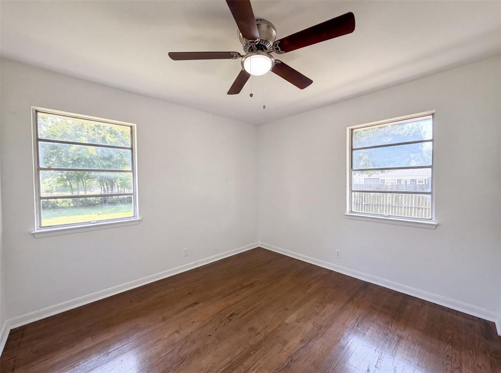 1213 S Ridgeway Drive Property Photo 10