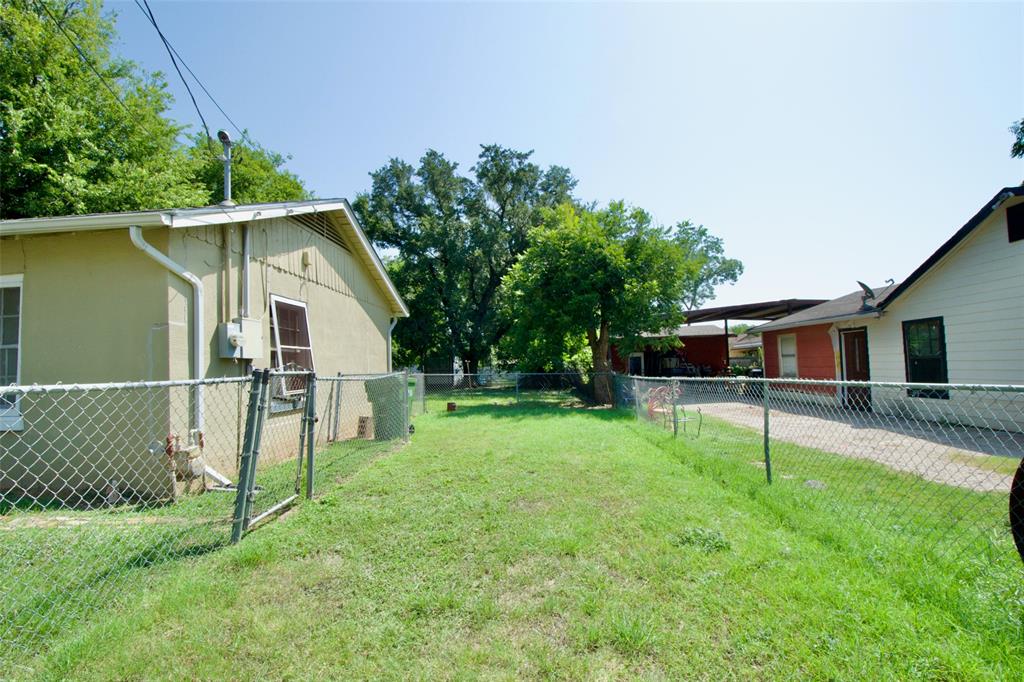 2015 N 12th Street Property Photo 3