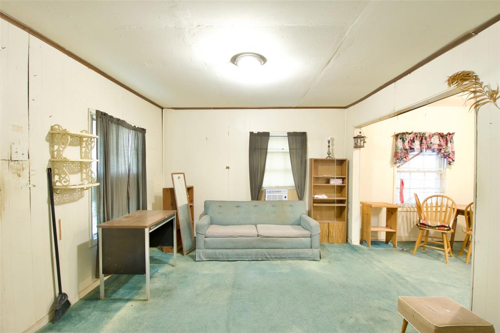 2015 N 12th Street Property Photo 7