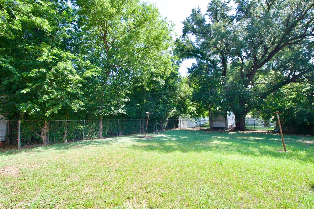 2015 N 12th Street Property Photo 17
