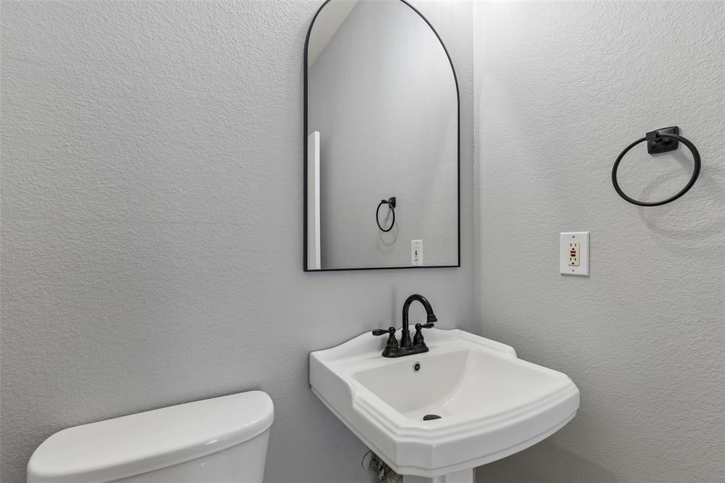 436 Baverton Lane Property Photo 19