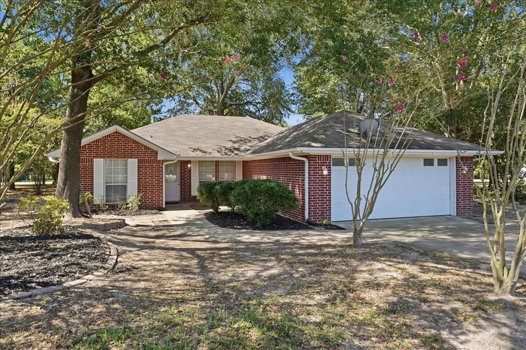 161 County Road 2232 Property Photo 1