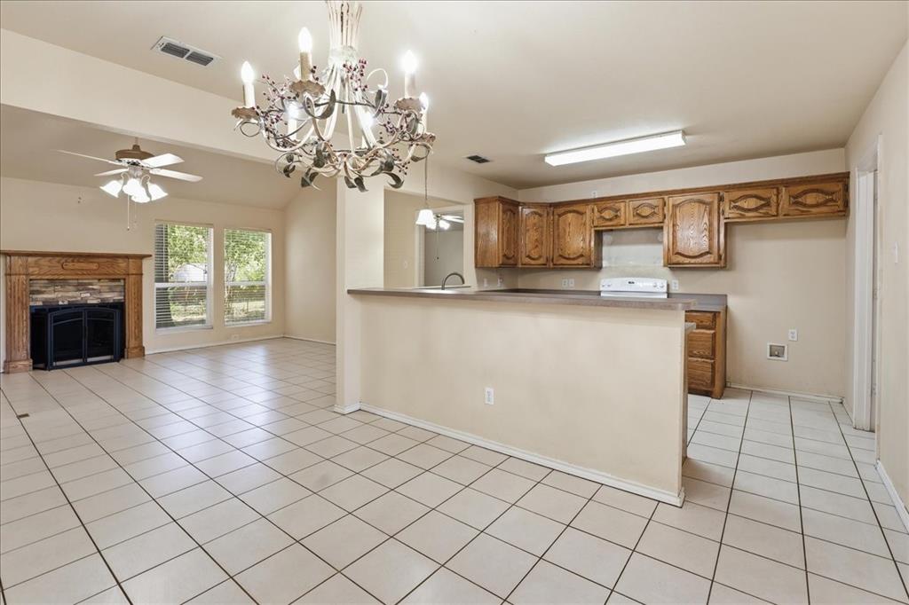 161 County Road 2232 Property Photo 14