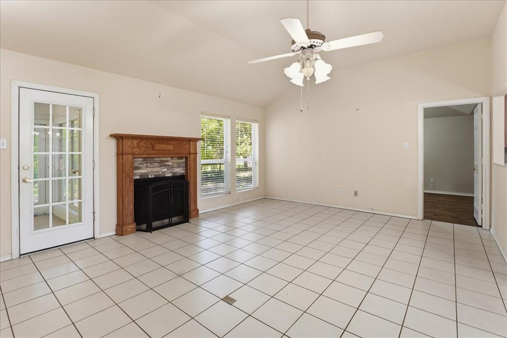 161 County Road 2232 Property Photo 22