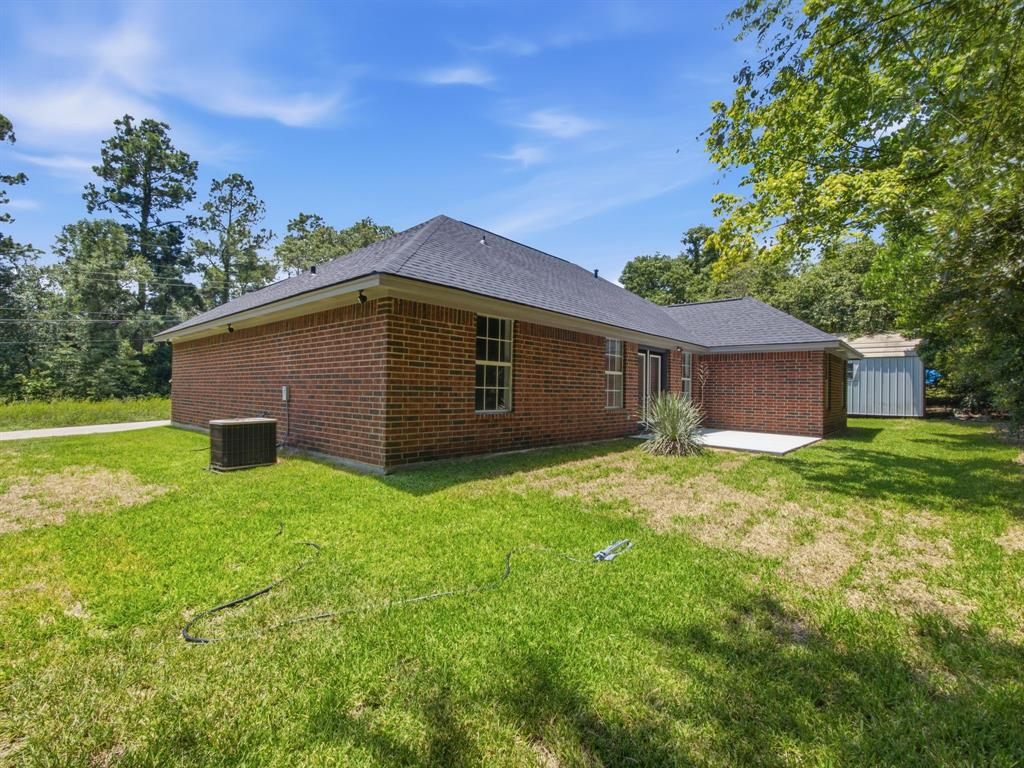 105 E Foggle Street Property Photo 5