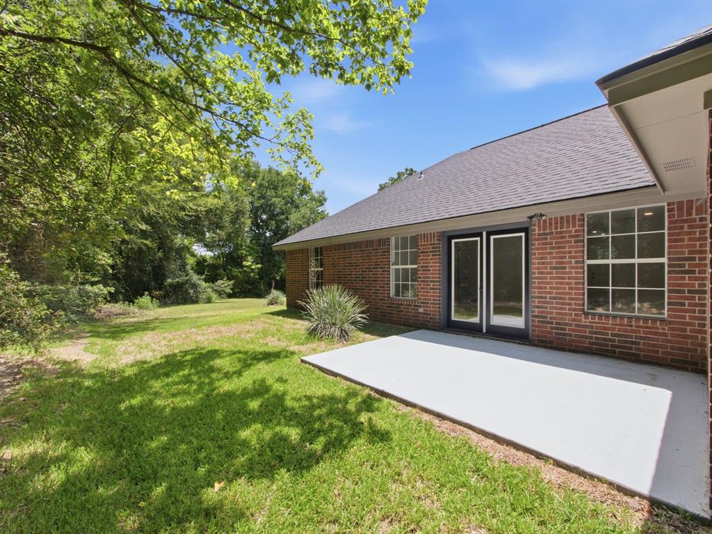 105 E Foggle Street Property Photo 7