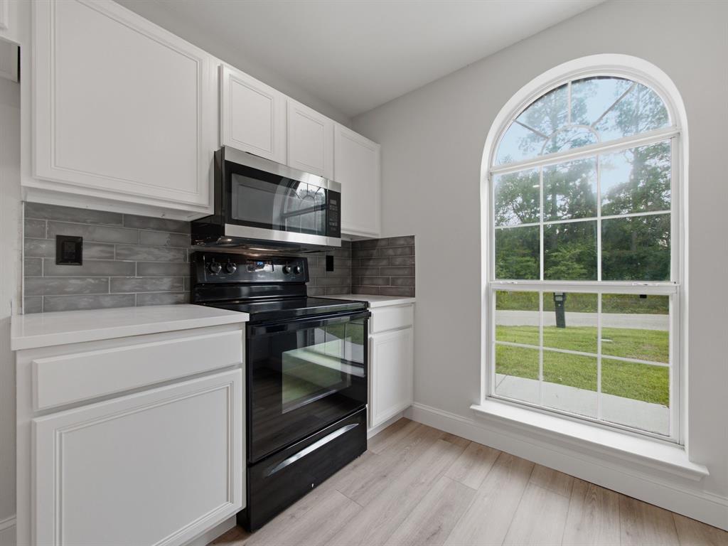 105 E Foggle Street Property Photo 12