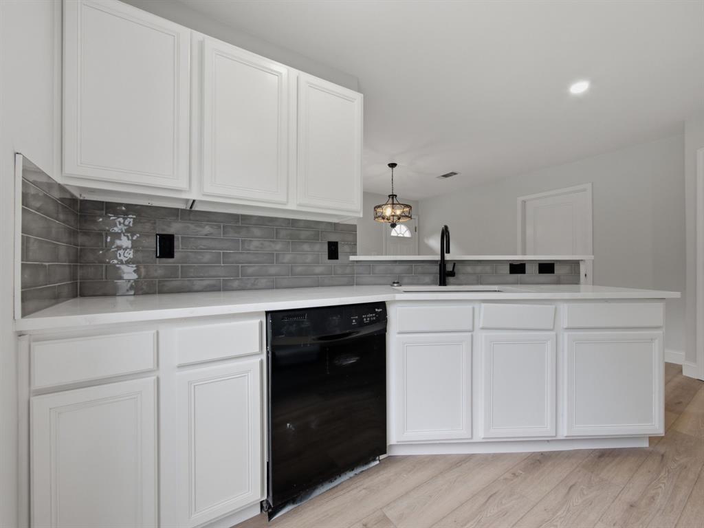 105 E Foggle Street Property Photo 13