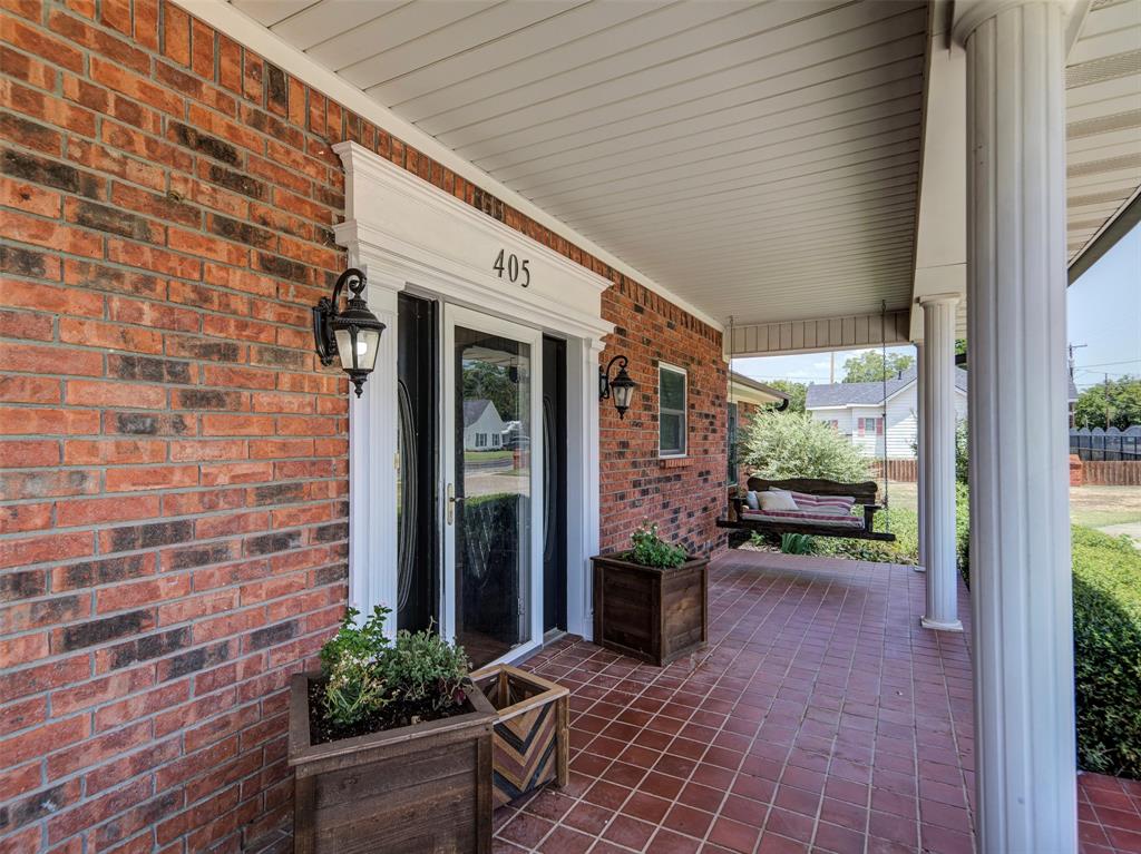 405 N Wickham Street Property Photo 5