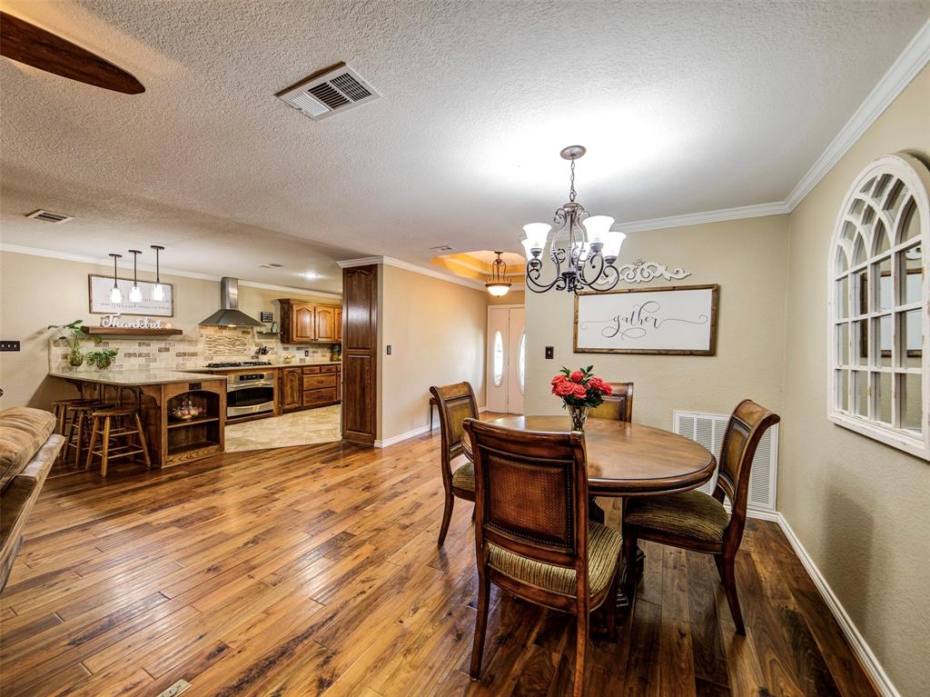 405 N Wickham Street Property Photo 8
