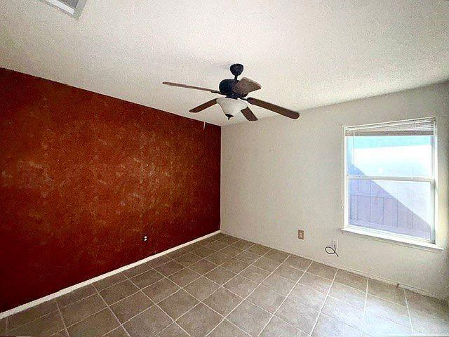 959 Aaron Drive Property Photo 18