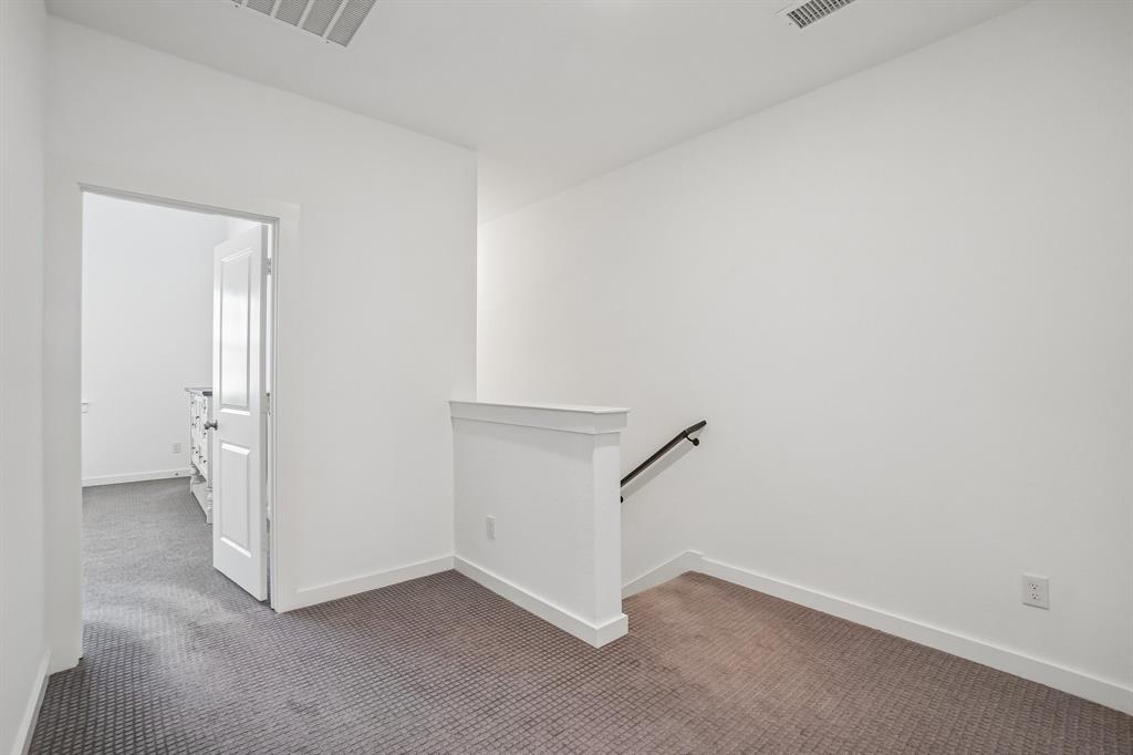 1333 Madison Avenue Property Photo 15