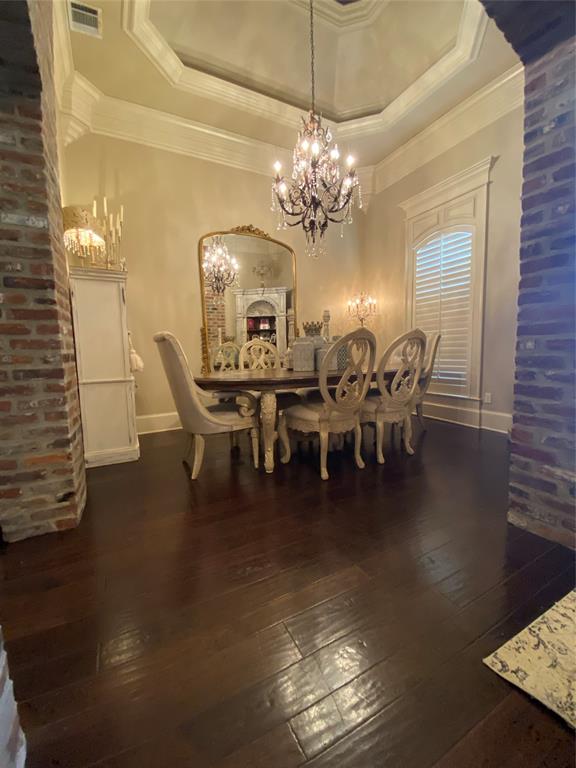 1054 Rochel Drive Property Photo 4