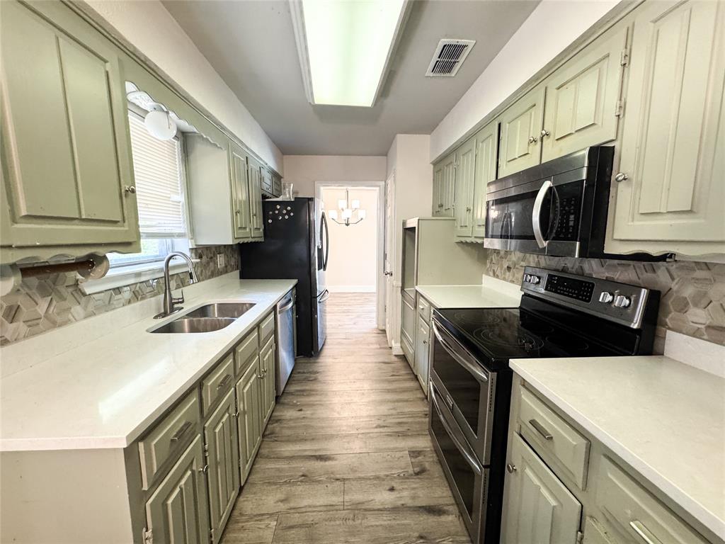 5620 Marblehead Drive Property Photo 11