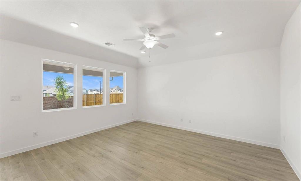 653 Tyronza Drive Property Photo 8