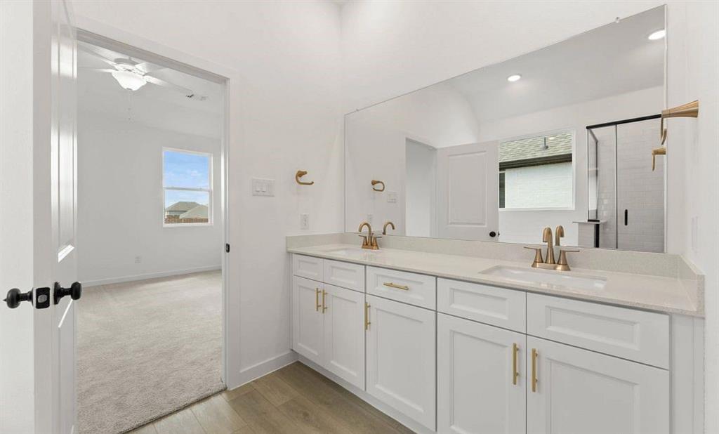 653 Tyronza Drive Property Photo 13
