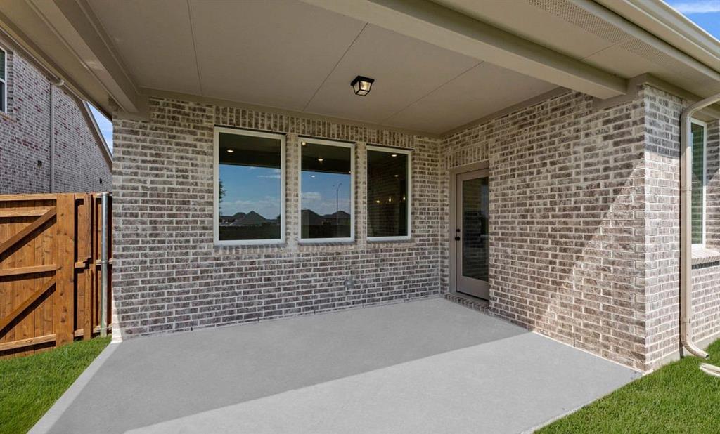 653 Tyronza Drive Property Photo 23