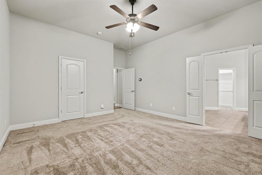 15943 River Glen Drive Property Photo 16