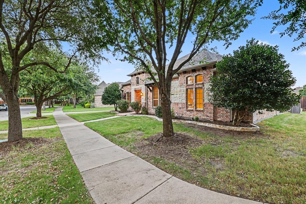 15943 River Glen Drive Property Photo 31