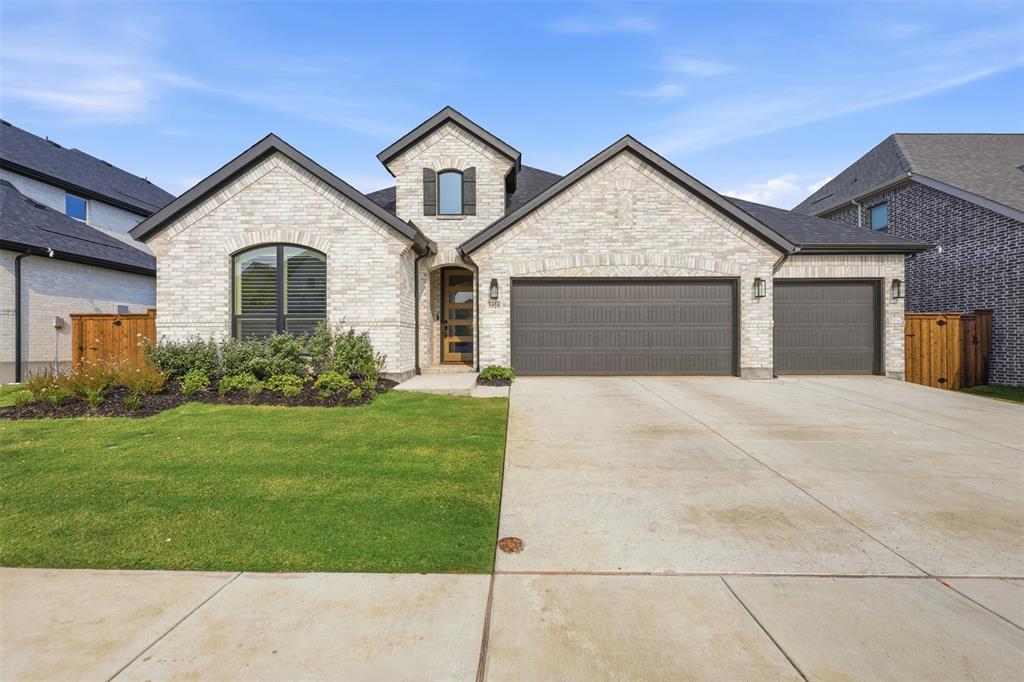 3320 Lacebark Lane