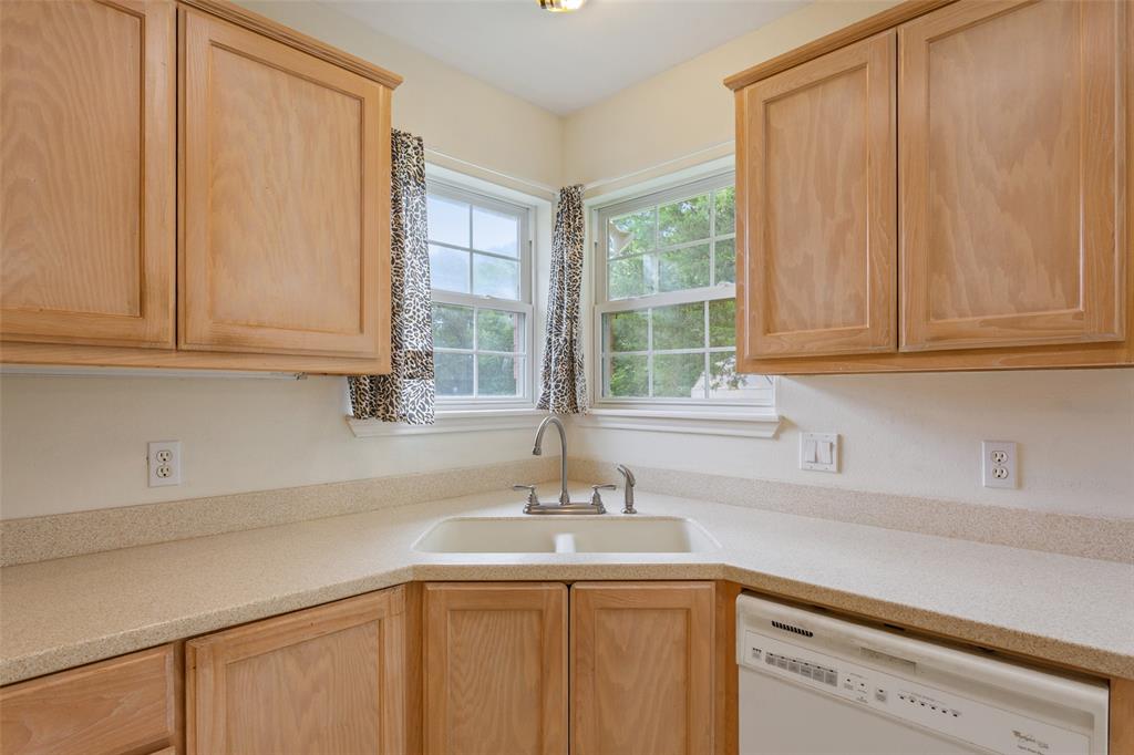 804 Canary Lane Property Photo 15