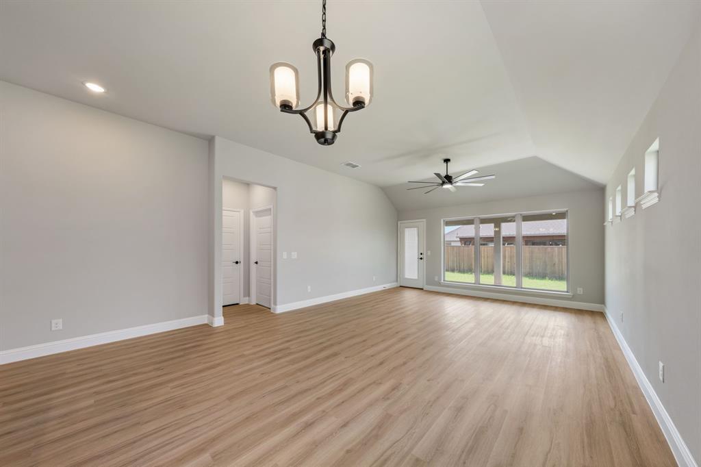 1961 Daybreak Drive Property Photo 6