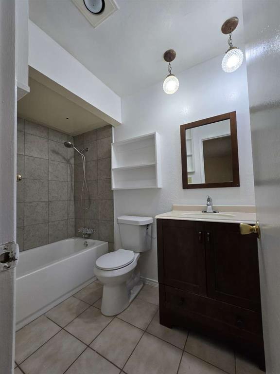 6932 Misty Glen Court Property Photo 11