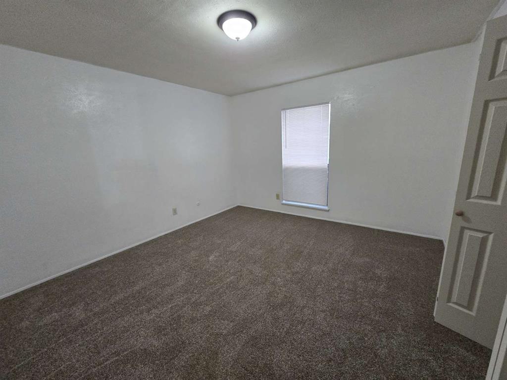 6932 Misty Glen Court Property Photo 16