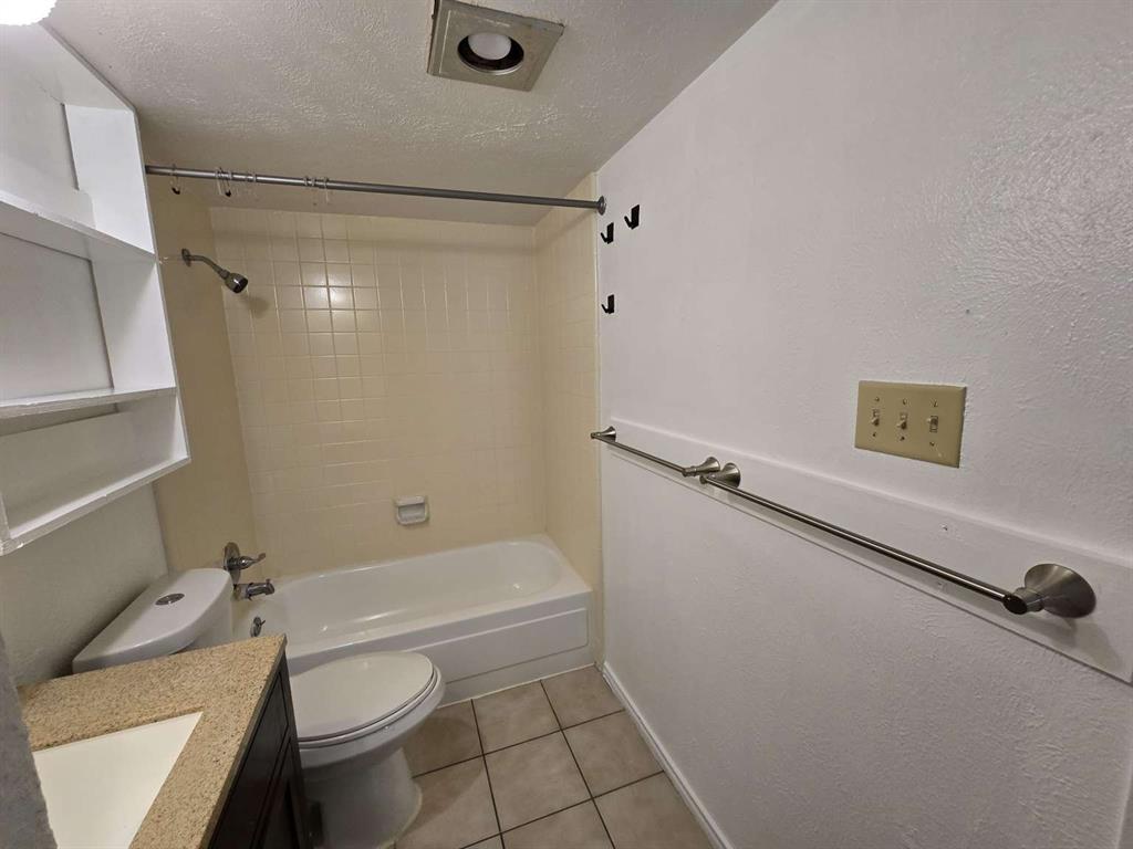 6932 Misty Glen Court Property Photo 18