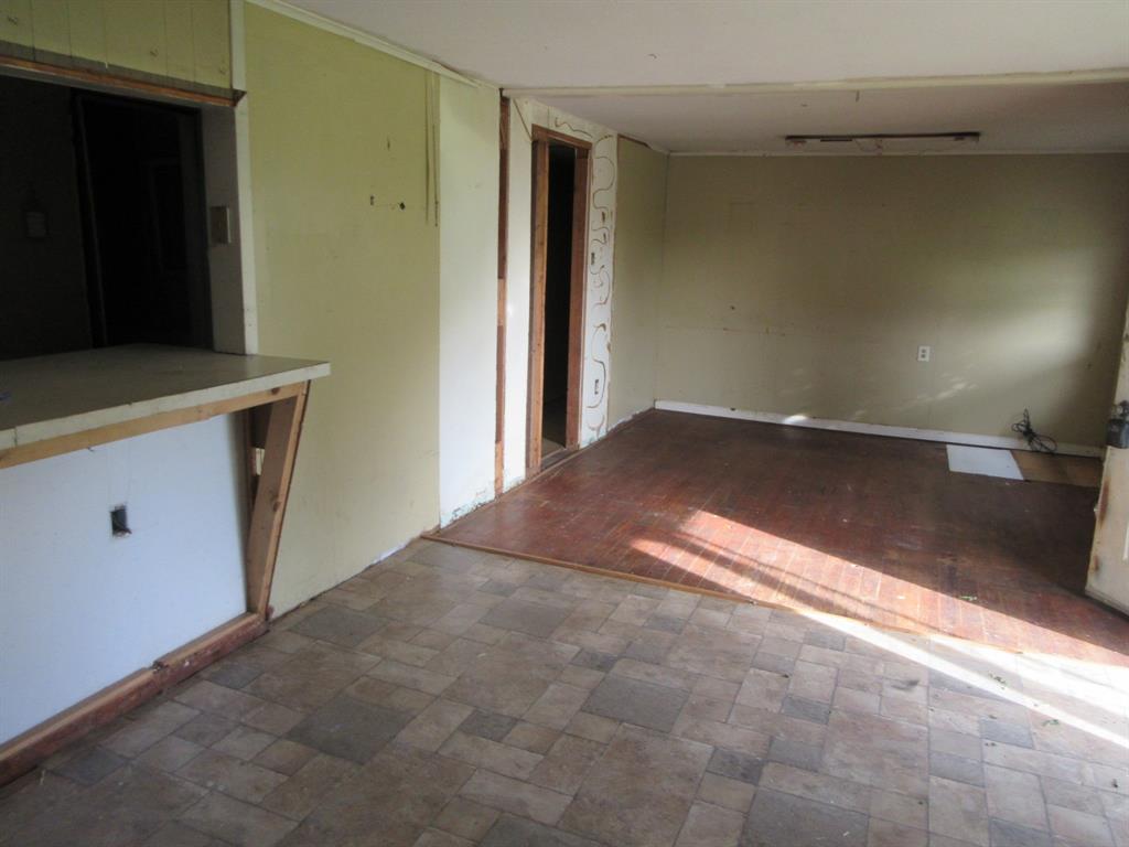 124 Sibley Street Property Photo 4