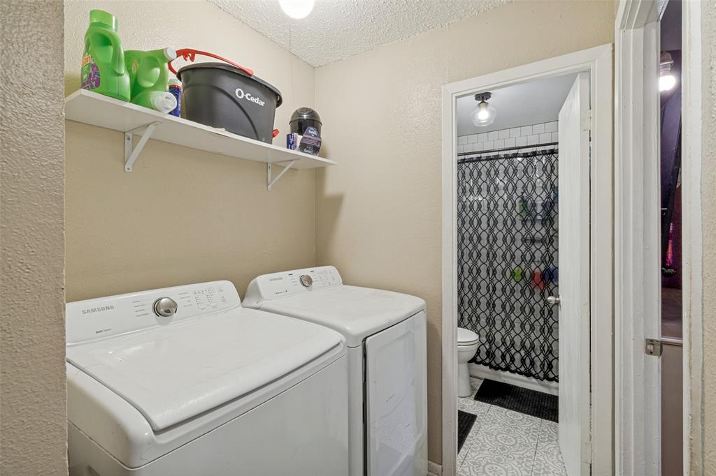 917 Grande Drive Property Photo 15