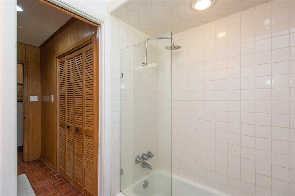 7470 Fm 317 Property Photo 14