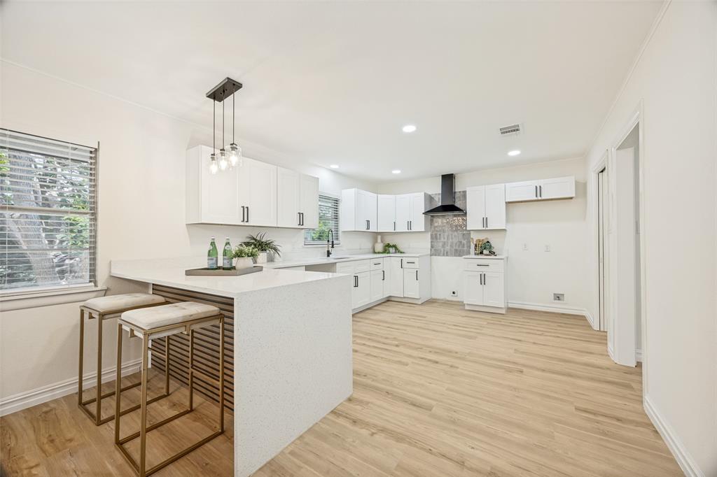 122 Mercer Drive Property Photo 1