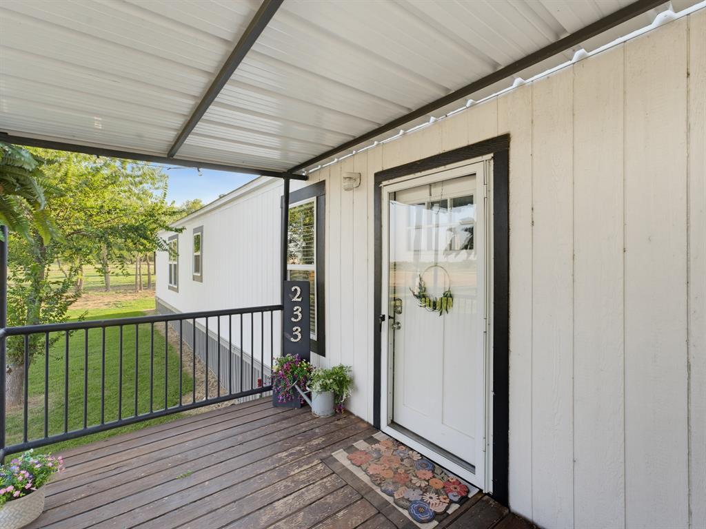 233 Fm 1883 Property Photo 2