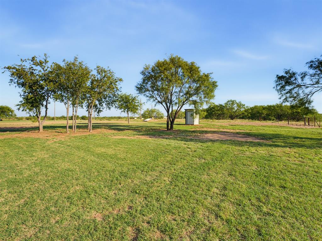 233 Fm 1883 Property Photo 28
