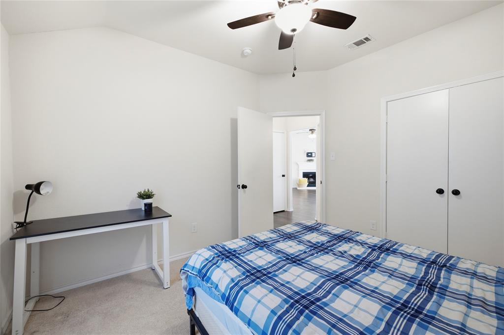 1003 Lakeshore Boulevard Property Photo 13