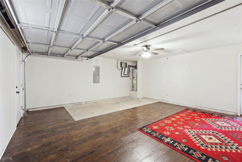1003 Lakeshore Boulevard Property Photo 24