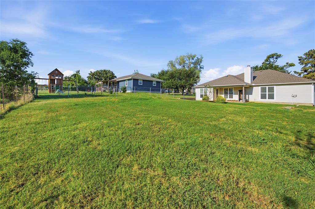 1003 Lakeshore Boulevard Property Photo 30