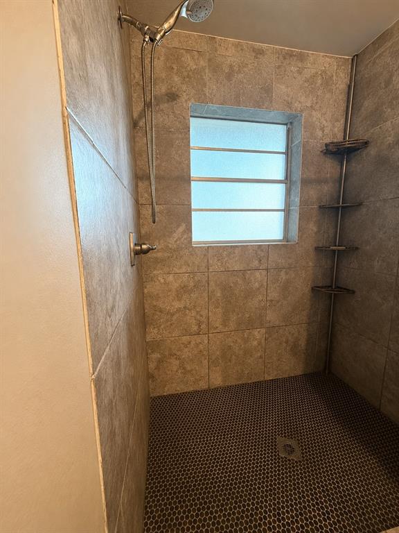 150 E Cooper Street Property Photo 7