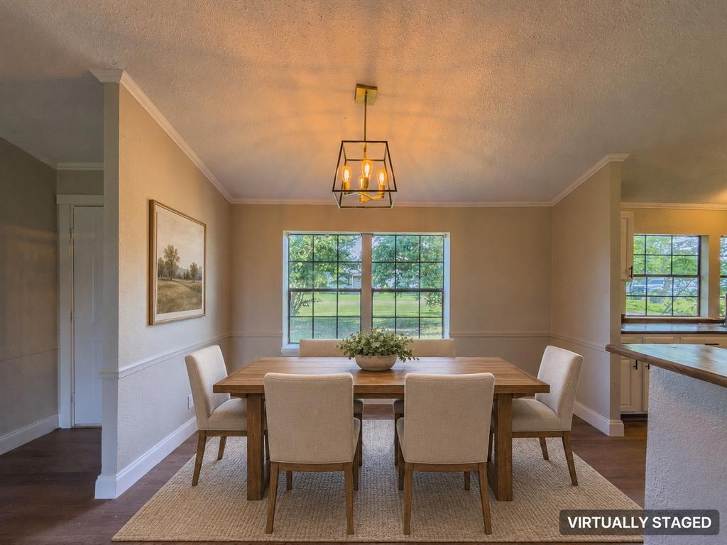 109 Brookshire Property Photo 6