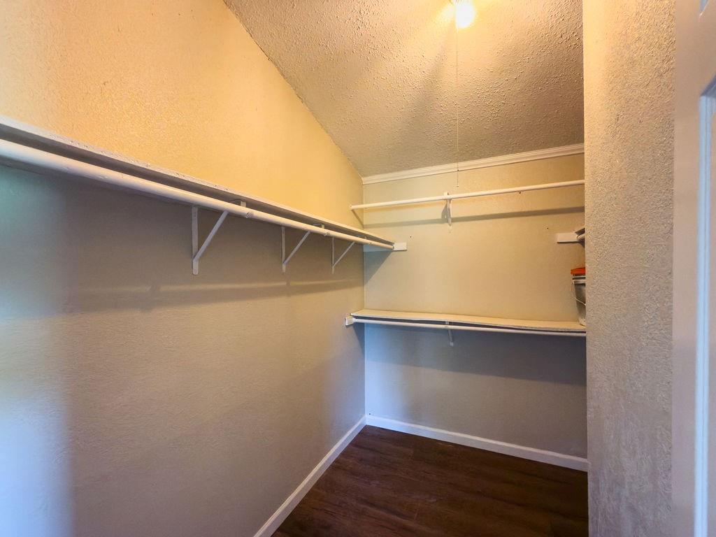 109 Brookshire Property Photo 10