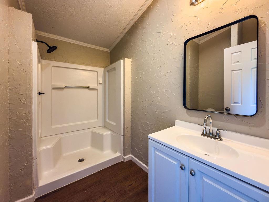 109 Brookshire Property Photo 11