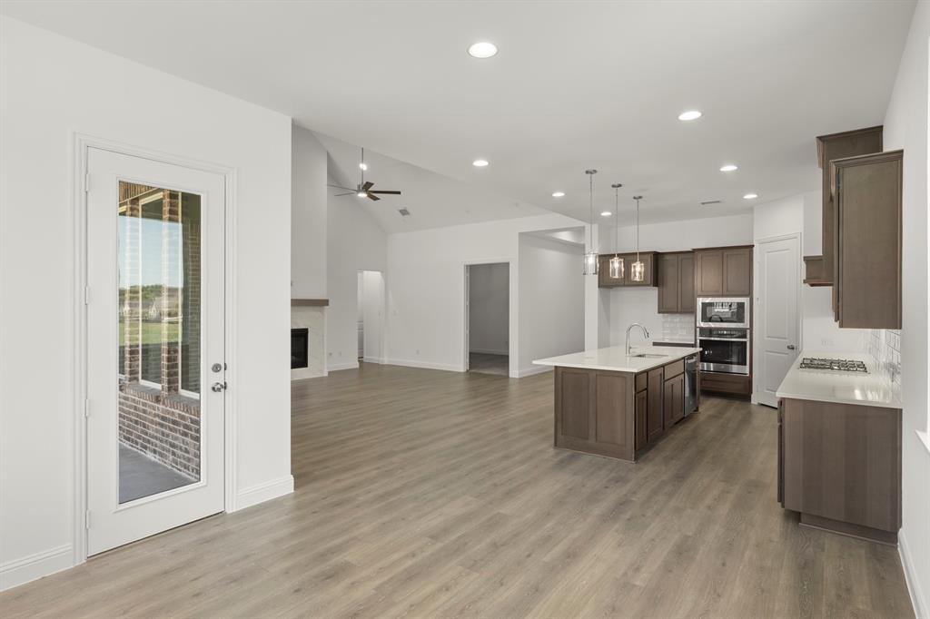 2201 Wickersham Road Property Photo 8